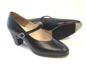 1600 Flamenco in leather w/nails Sizes 10 - 13