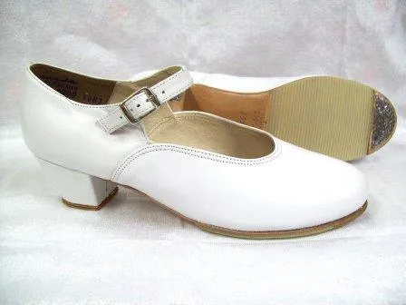 1710 Folklorico in leather w/nails Sizes 8.5 - 2