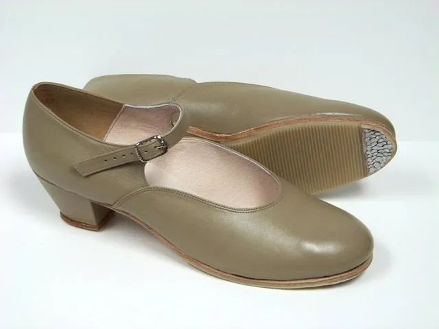 1710 Folklorico in leather w/nails Sizes 8.5 - 2