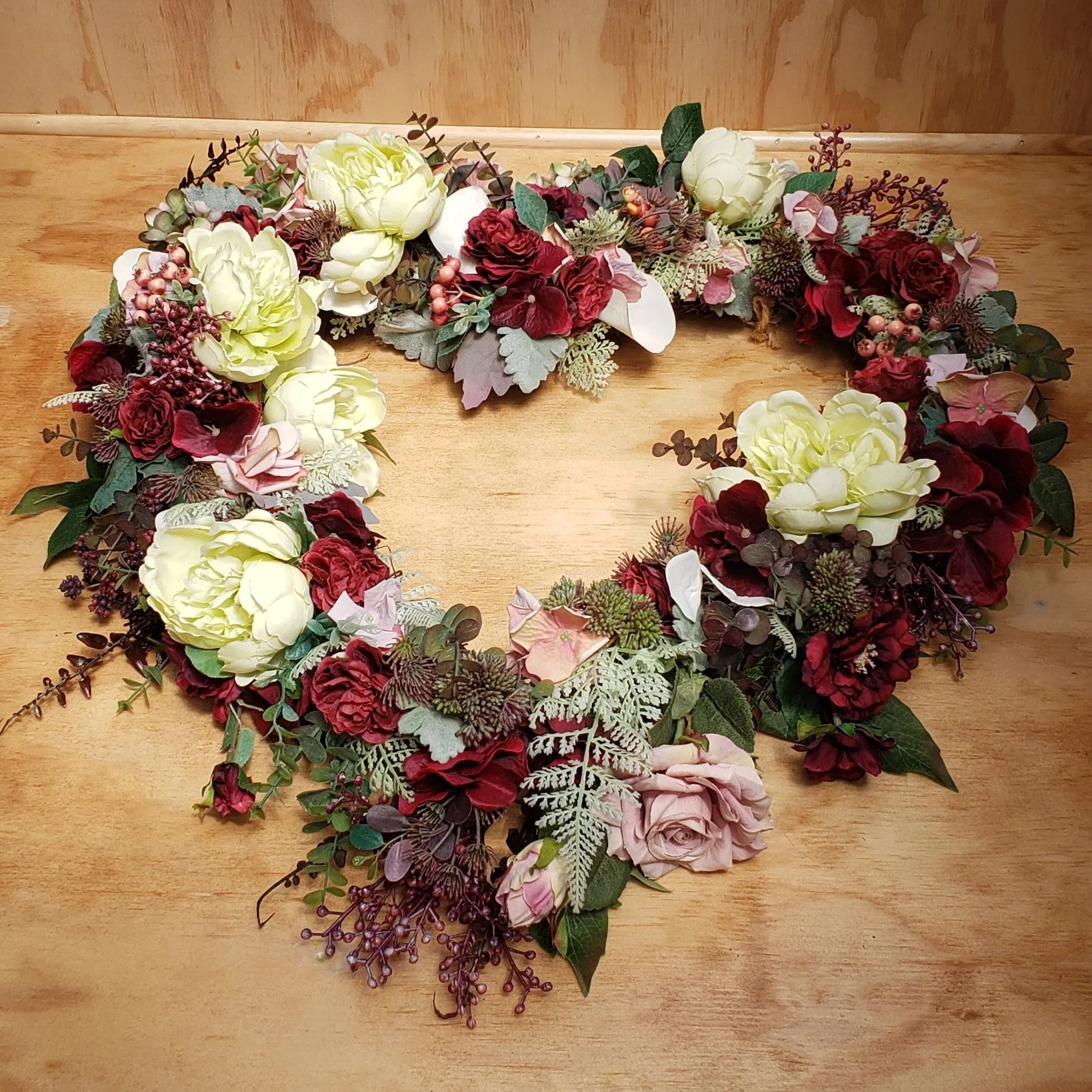 Burgundy Berry Muehlenbeckia Heart Wreath