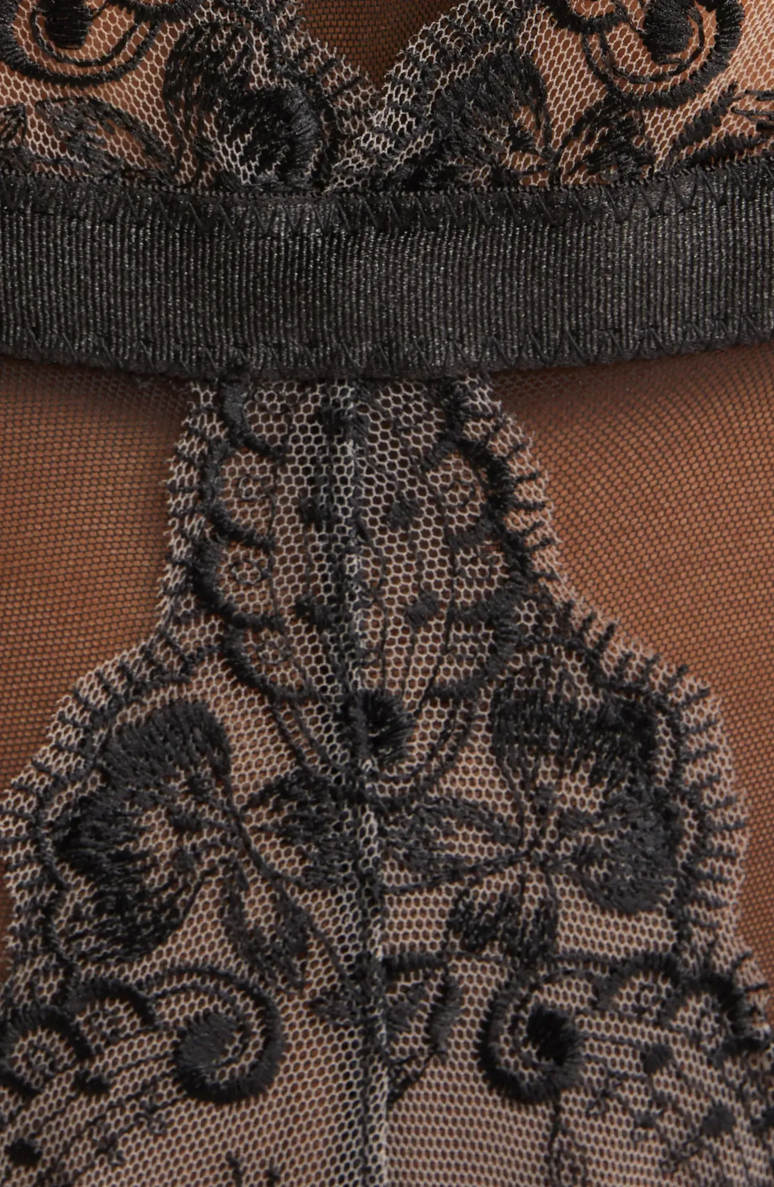 Embroidery Underwire Bodysuit