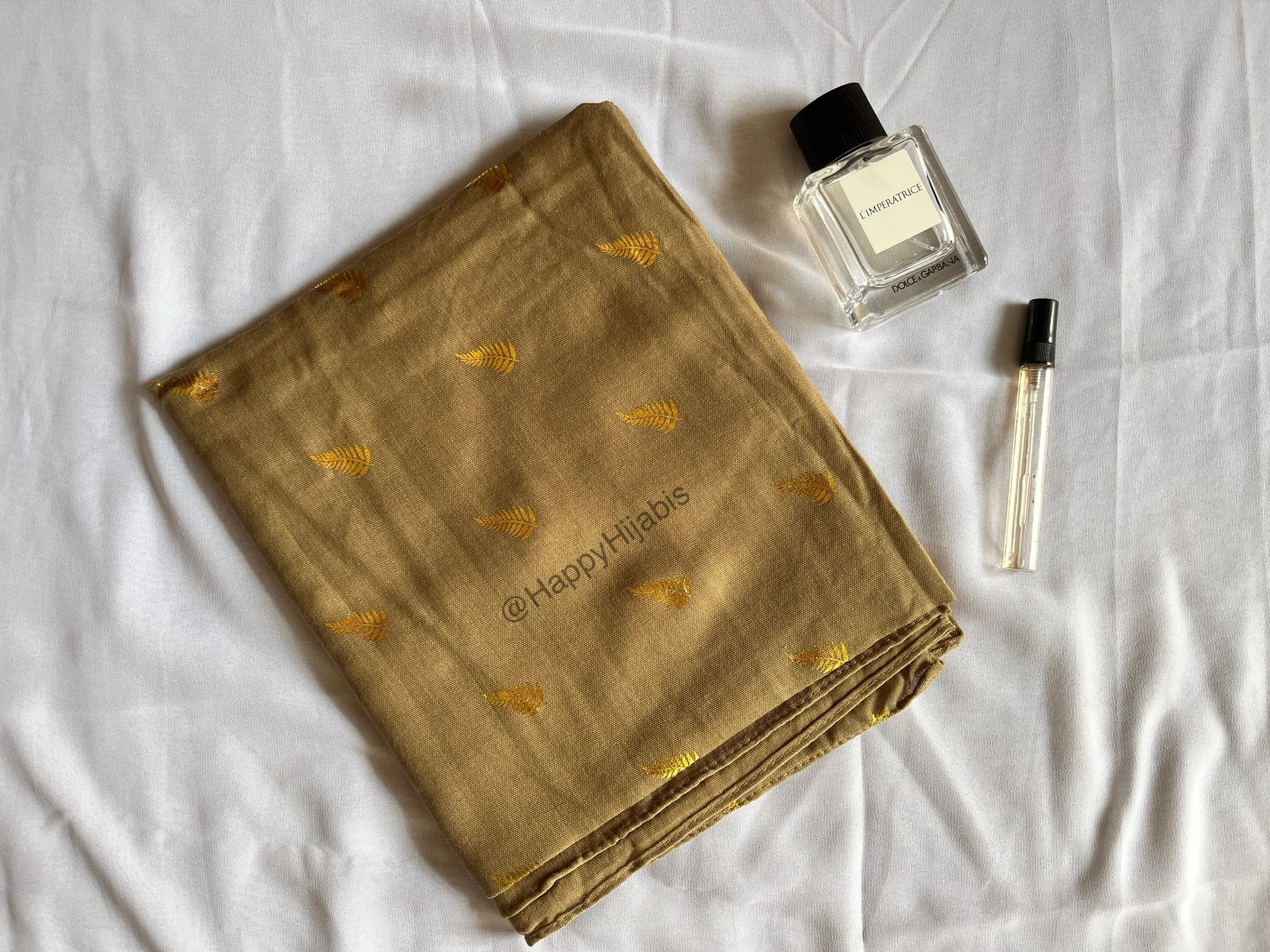 Fresh Gold Foil florals