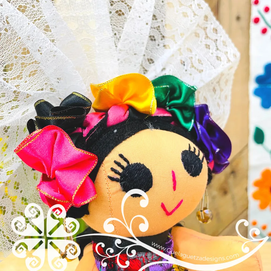 Oaxaca Istmeña Dress Mexican Otomi Doll - Fina