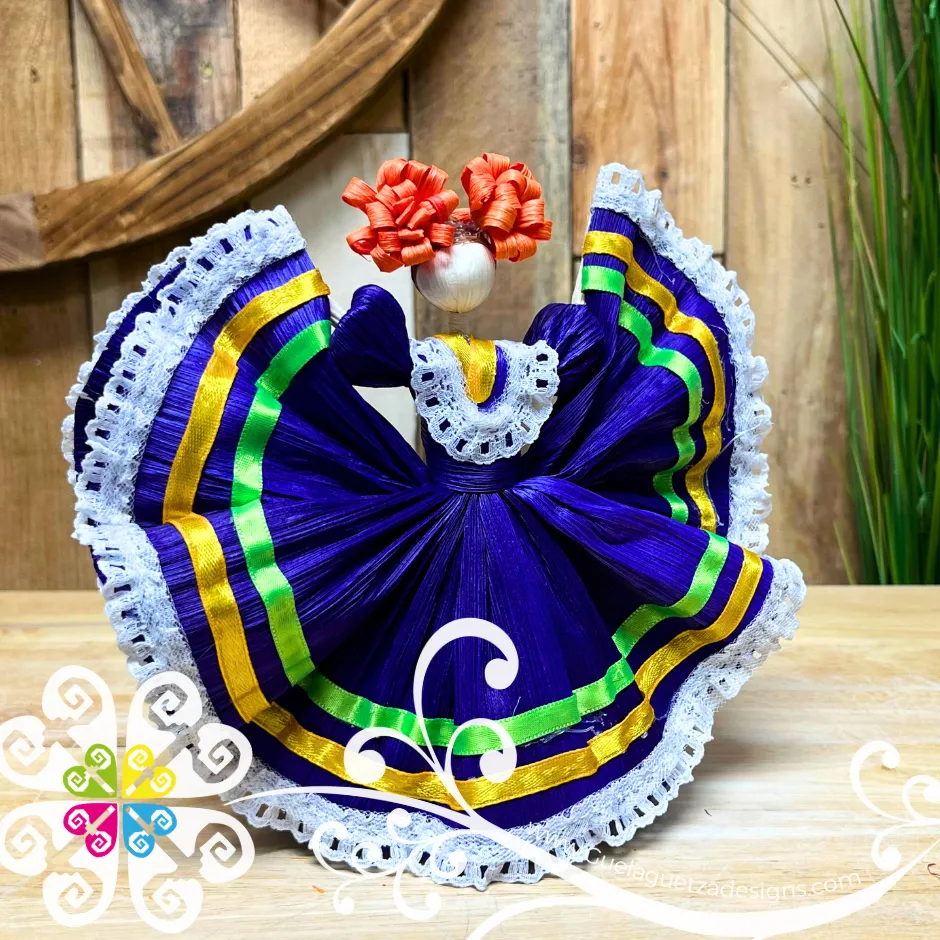 Single Small Corn Husk Doll - Wide Skirt